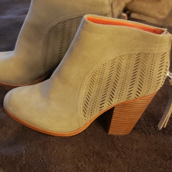 Coach boots - Picture 4 of 4